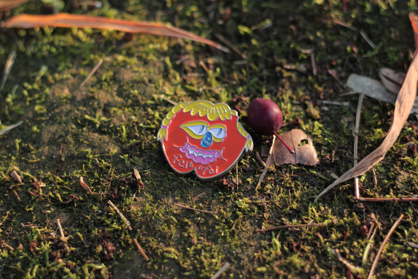 FEITUFEI® APPLE HEAD BADGE