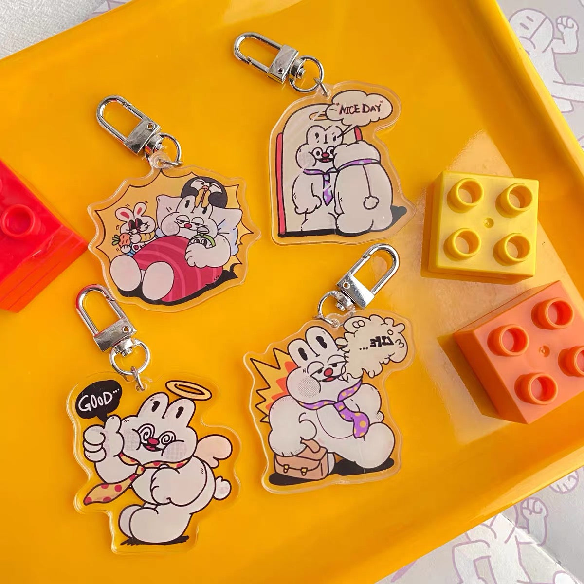 DUSTWO® KEYCHAINS
