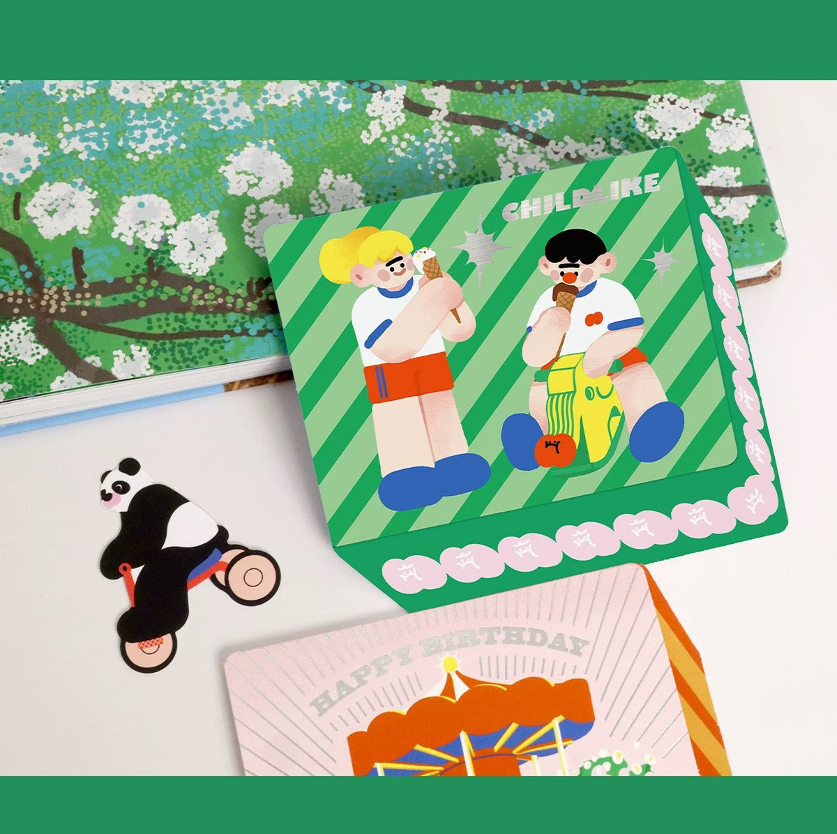 Two Feet Monster® "SUPRISE BOX" GREETING CARD