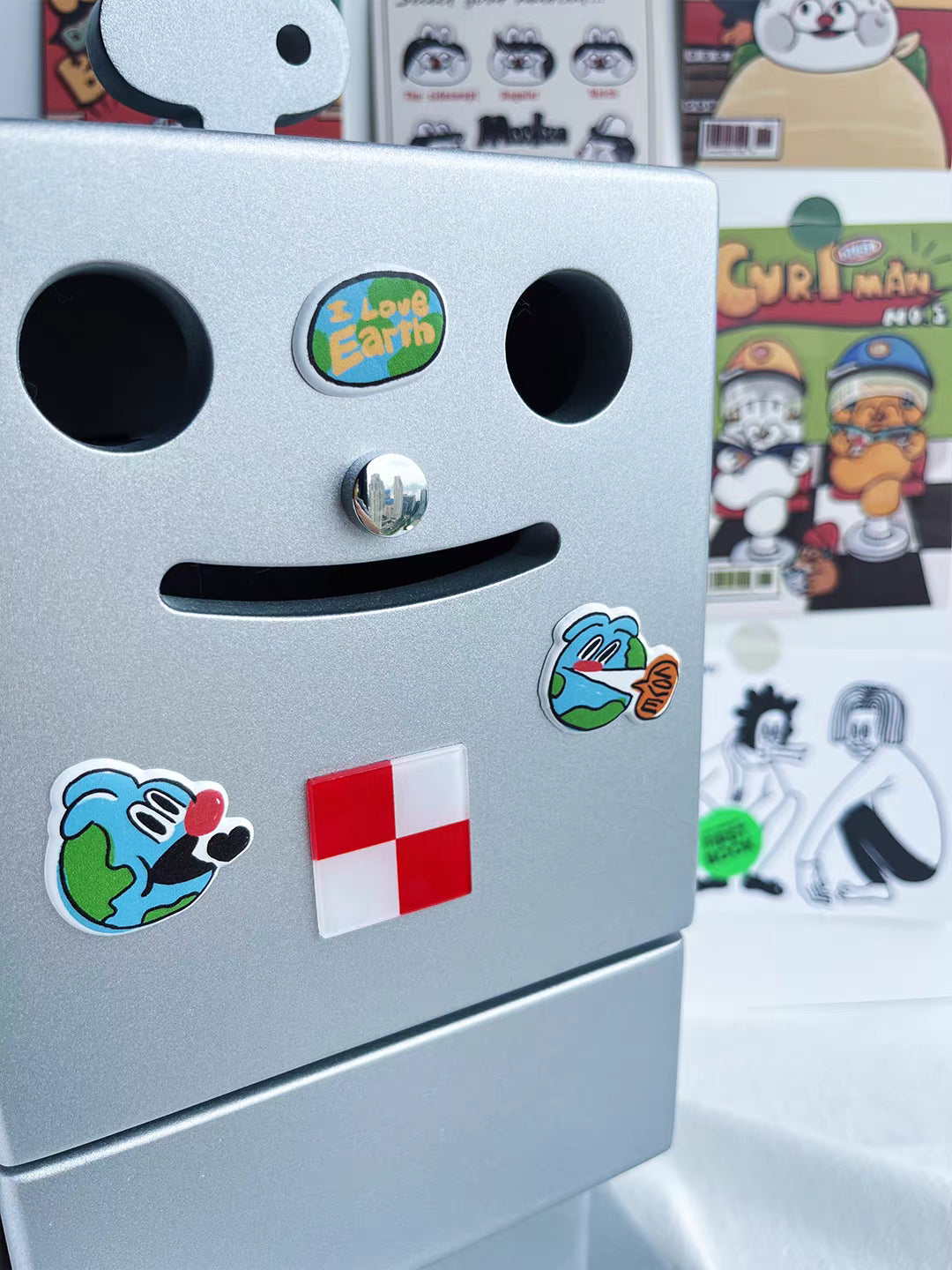 DUSTWO® EARTH BUBBLE STICKERS